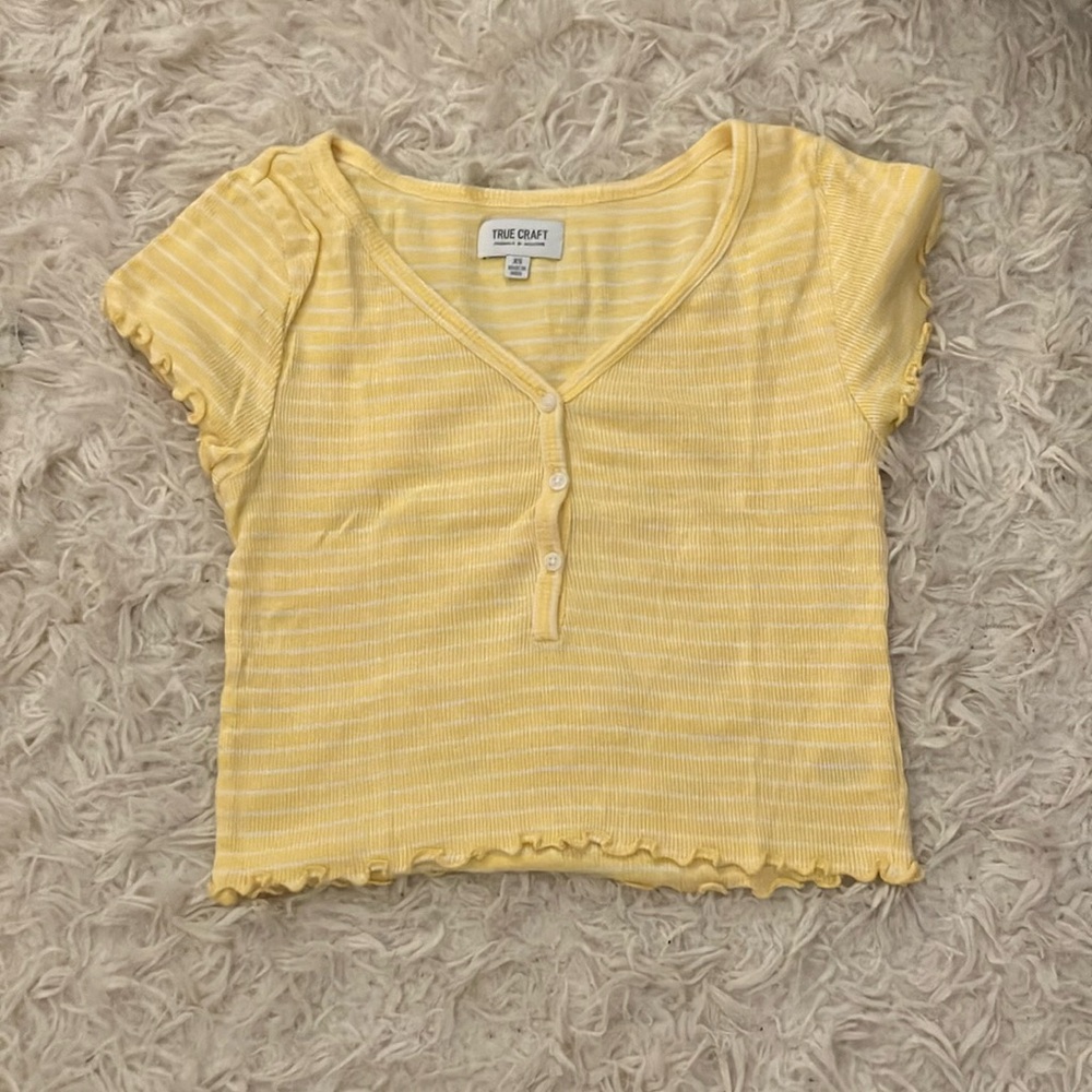True Craft Yellow and White Striped Short Sleeve Cropped Tee